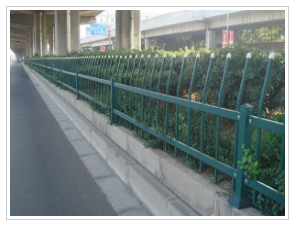 绿化锌钢护栏